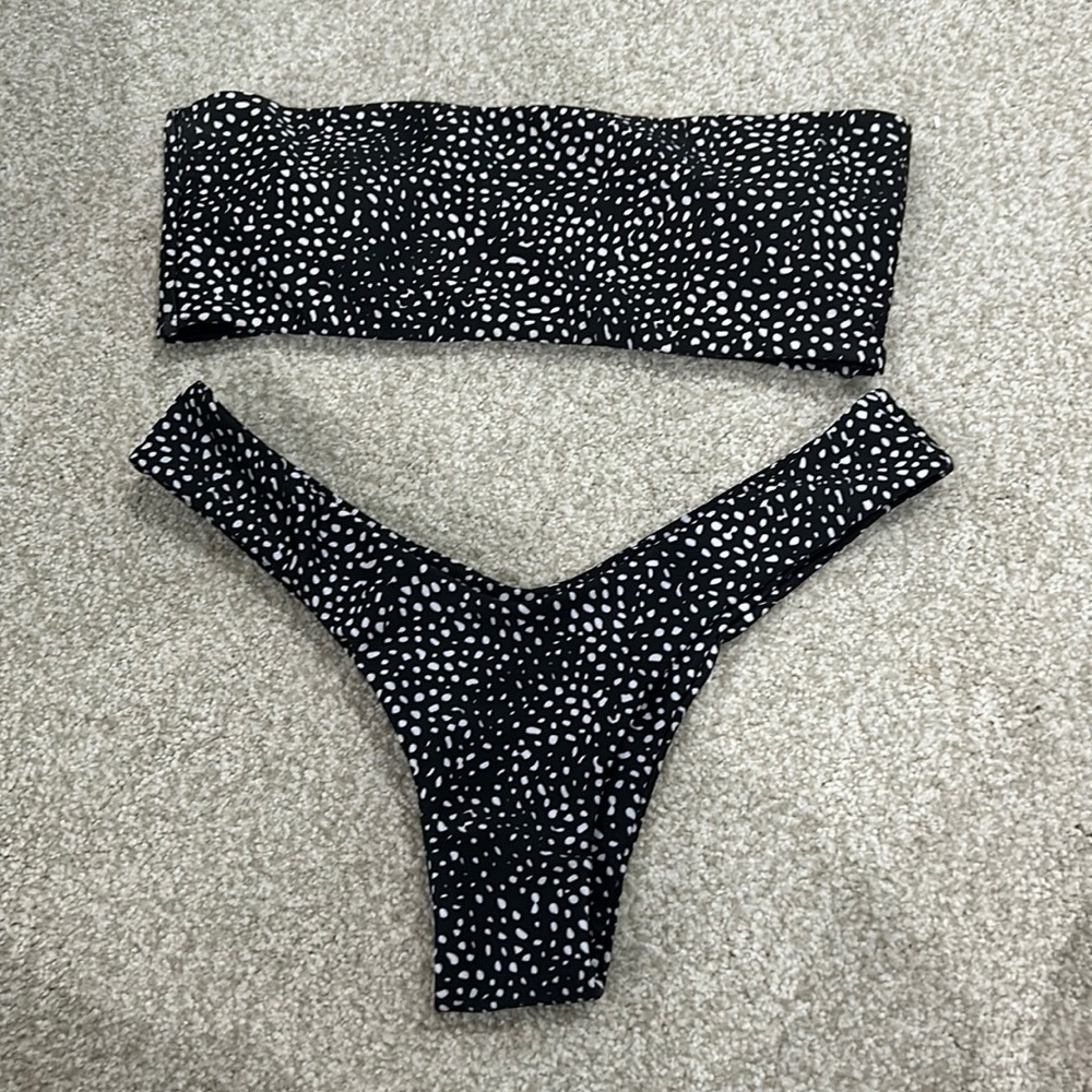 Strapless Bikini